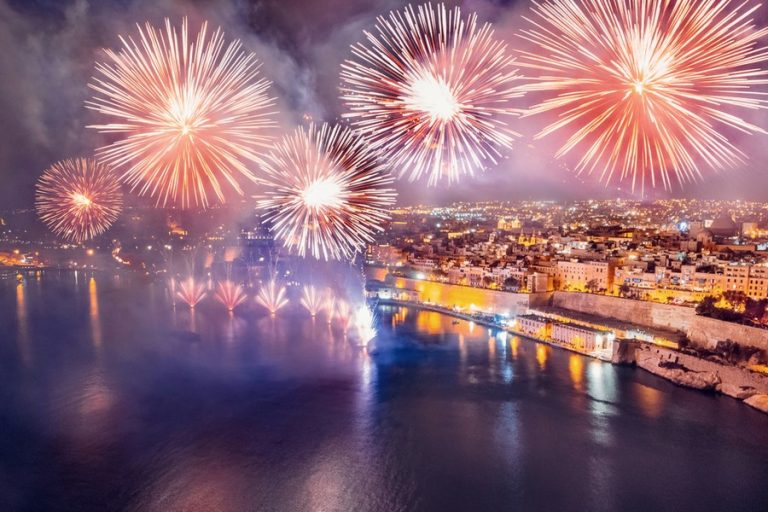 Festival e storia dei fuochi d'artificio a Malta Evolution Travel